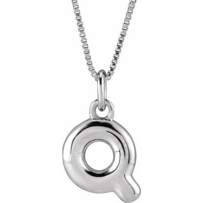 Bubble initial Q necklace in white metal, front view