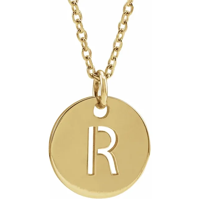 Initial disc necklace letter R in yellow gold-plated sterling silver
