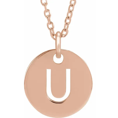 Initial disc necklace letter U in rose gold-plated sterling silver