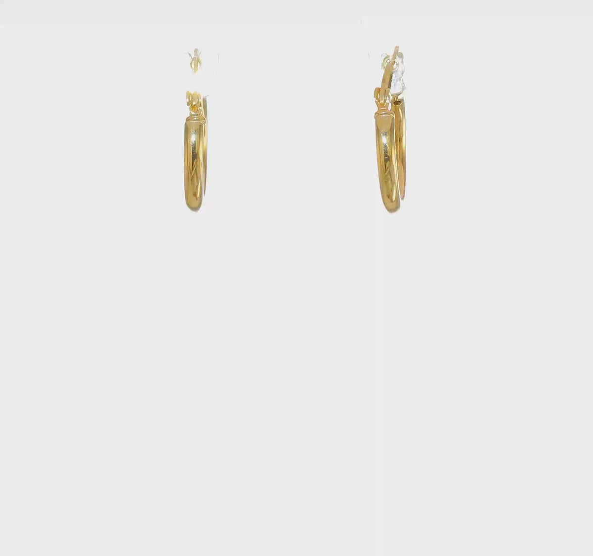 Classic 2mm gold-tone sterling silver hoop earrings, 15 mm — video view