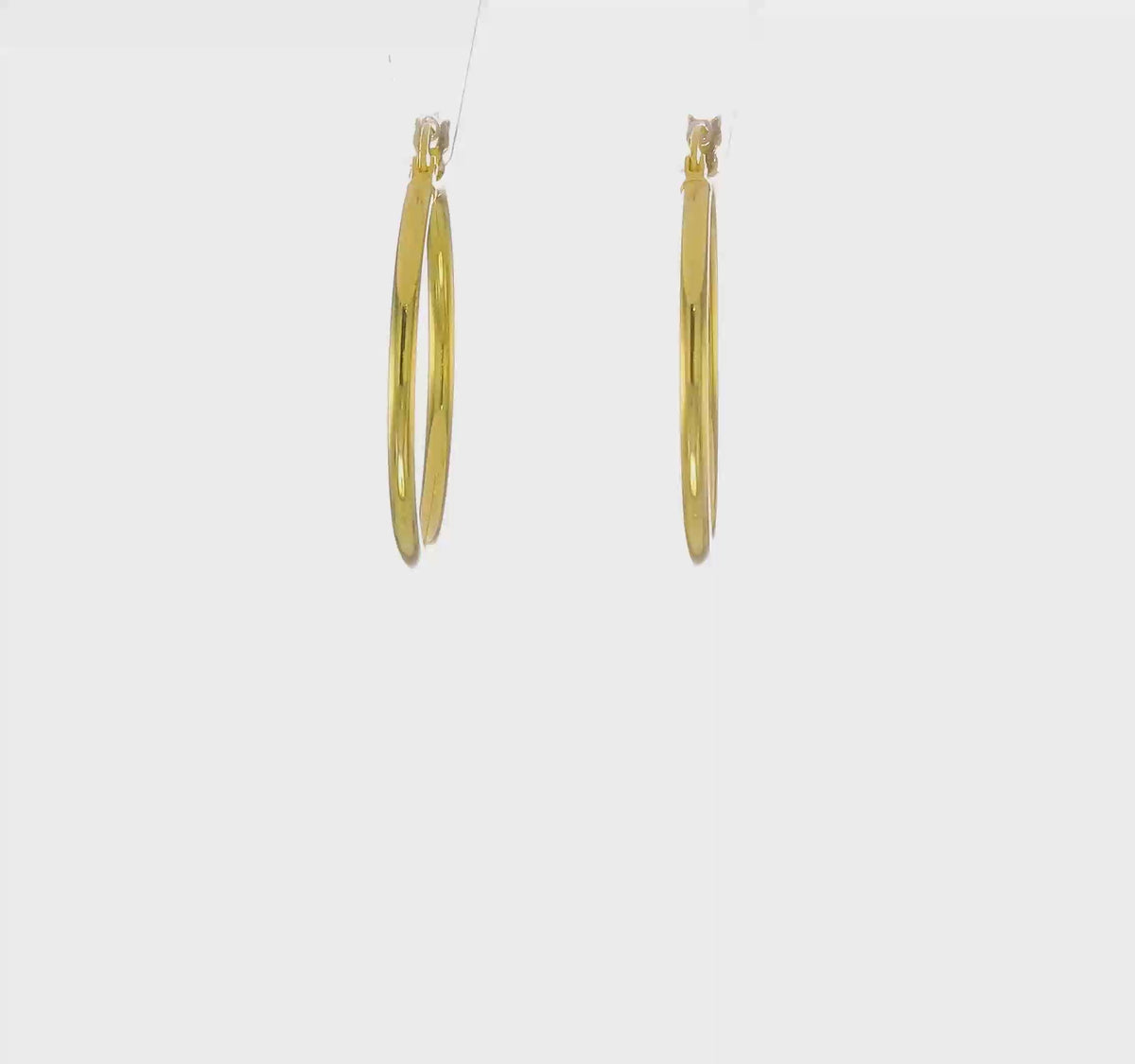 Classic 2mm gold-tone sterling silver hoop earrings, 30 mm — video view
