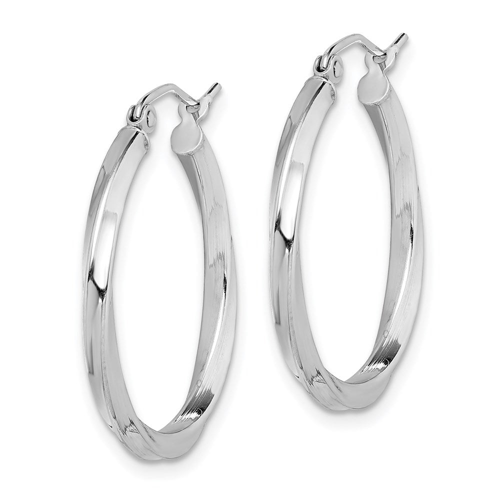 25 mm twisted hoop earrings pair angle view